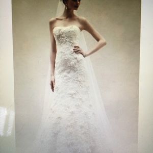 Oleg Cassini ivory lace trumpet gown